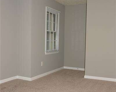 2769 New South Drive - Photo Thumbnail 12