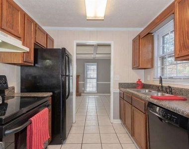 2769 New South Drive - Photo Thumbnail 1