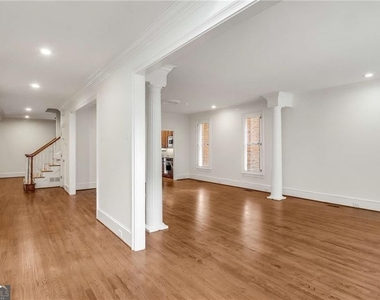 448 Ivy Park Lane Ne - Photo Thumbnail 6