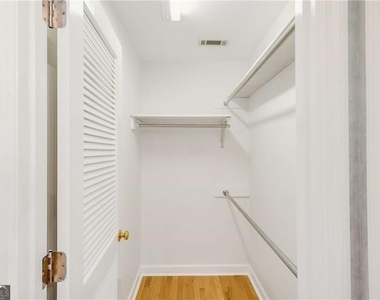 448 Ivy Park Lane Ne - Photo Thumbnail 17