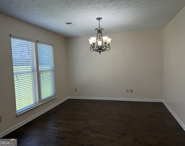 4654 Hampton Ne - Photo Thumbnail 6