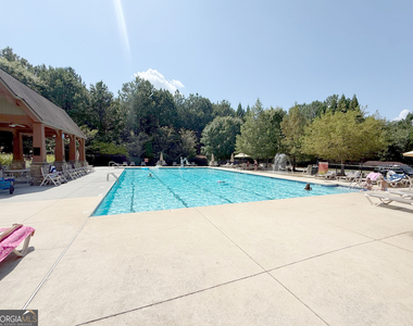 151 Granite Way - Photo Thumbnail 7