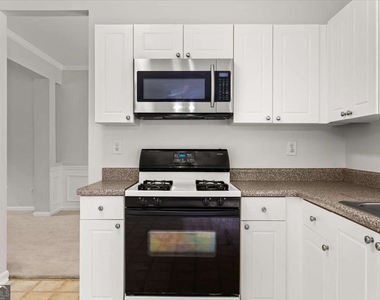 7648 Cozy Lane - Photo Thumbnail 13