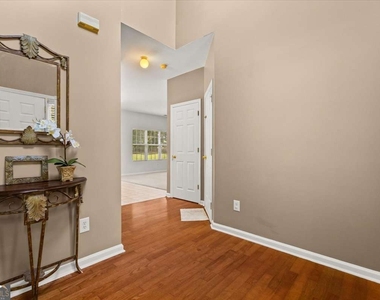 7648 Cozy Lane - Photo Thumbnail 5