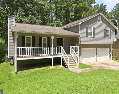 229 Hampton Drive - Photo Thumbnail 1