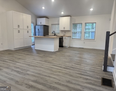 6365 Connell Road - Photo Thumbnail 25