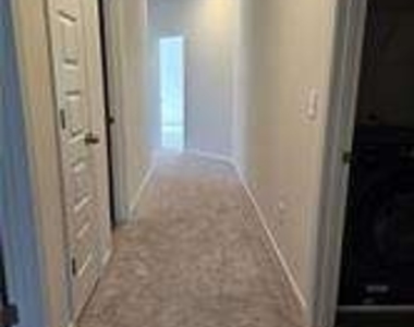 265 Dupont Drive - Photo Thumbnail 13