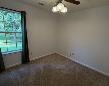 3897 Saddlecreek Drive - Photo Thumbnail 37