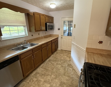 3897 Saddlecreek Drive - Photo Thumbnail 23