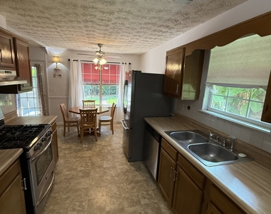 3897 Saddlecreek Drive - Photo Thumbnail 26