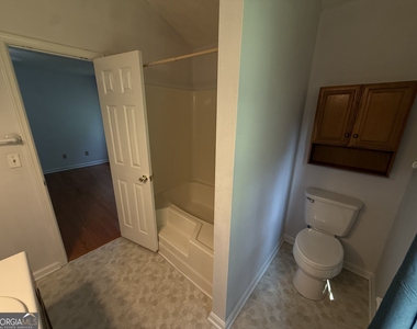 3897 Saddlecreek Drive - Photo Thumbnail 42
