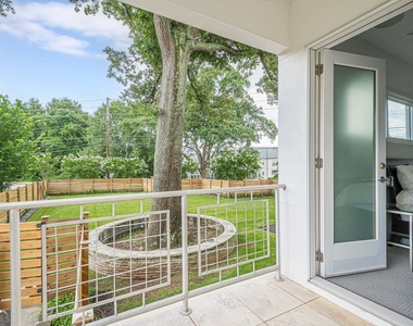 2269 Briarwood Hills Drive Ne - Photo Thumbnail 32