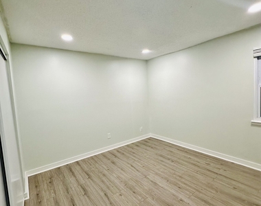 1258 Creekside Court Se - Photo Thumbnail 19