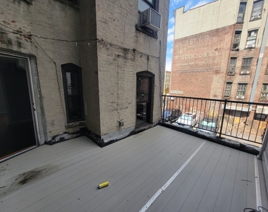2100 2nd Avenue - Photo Thumbnail 13