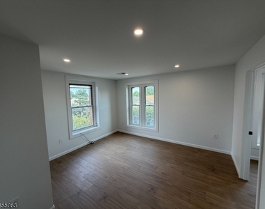 56 W Somerset - Photo Thumbnail 5