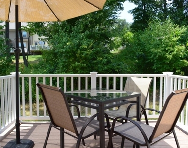 80 Albert Ct - Photo Thumbnail 15