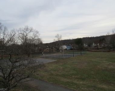 30 Frenchtown Rd - Photo Thumbnail 10