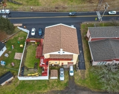 30 Frenchtown Rd - Photo Thumbnail 12