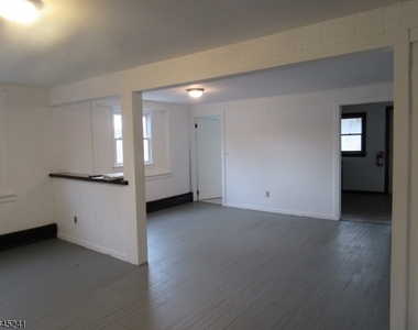 30 Frenchtown Rd - Photo Thumbnail 5