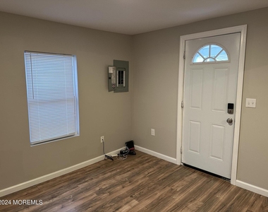 408 16th Avenue - Photo Thumbnail 8