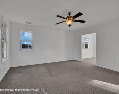 1708 Lake Drive - Photo Thumbnail 45