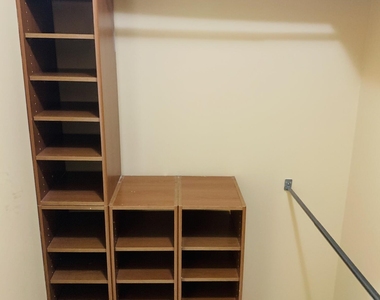 566 St Andrews Place - Photo Thumbnail 16