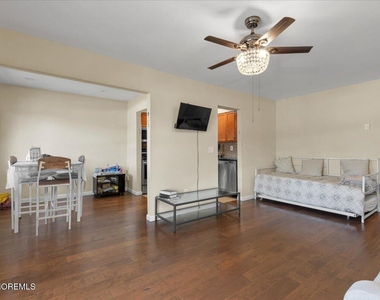 119 Avery Avenue - Photo Thumbnail 1