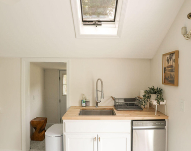 496 West Street - Photo Thumbnail 10