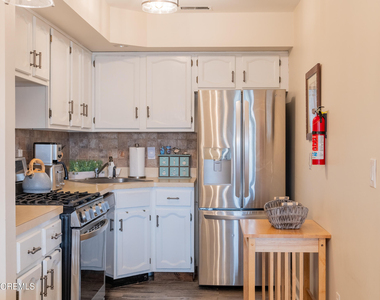 1713 Boulevard Boulevard - Photo Thumbnail 11