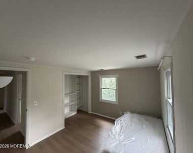 205 Whalepond Road - Photo Thumbnail 7