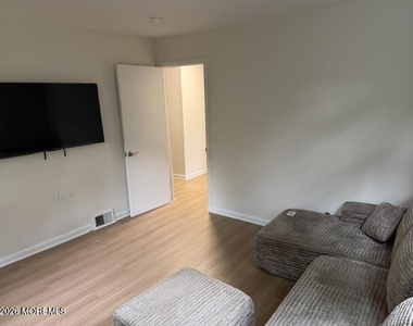205 Whalepond Road - Photo Thumbnail 5