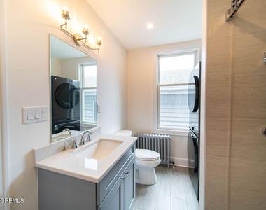 1125 E Ocean Avenue - Photo Thumbnail 7
