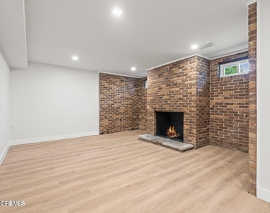 441 Slocum Place - Photo Thumbnail 12