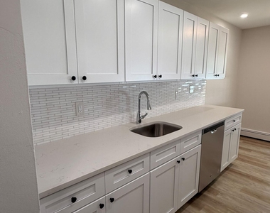 48 Stonehurst Boulevard - Photo Thumbnail 6