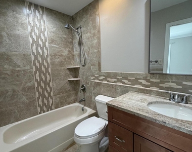 155 Tanglewood Place - Photo Thumbnail 4