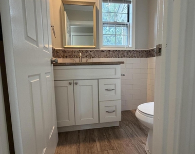155 Tanglewood Place - Photo Thumbnail 1