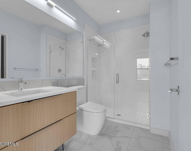 1150 Kingsley Street - Photo Thumbnail 3
