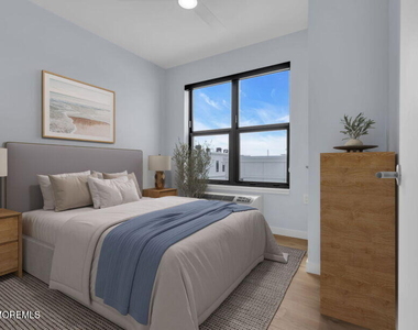 1150 Kingsley Street - Photo Thumbnail 1