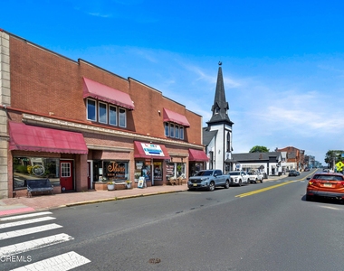 231 Atlantic Street - Photo Thumbnail 34