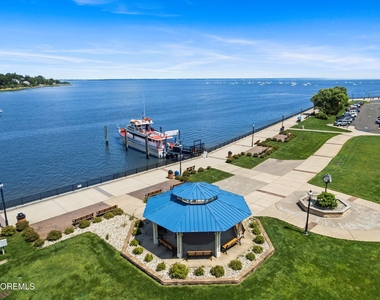 231 Atlantic Street - Photo Thumbnail 7