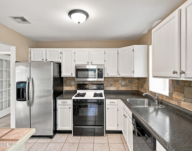 231 Atlantic Street - Photo Thumbnail 15