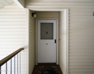 231 Atlantic Street - Photo Thumbnail 9