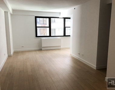 East 39th Street - Photo Thumbnail 2