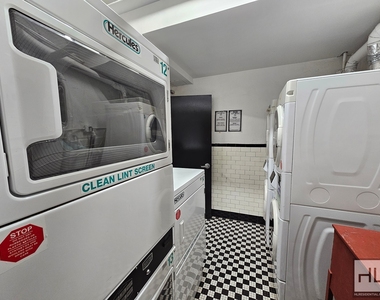 West 73rd Street - Photo Thumbnail 4
