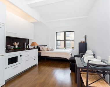 West 91st Street - Photo Thumbnail 3