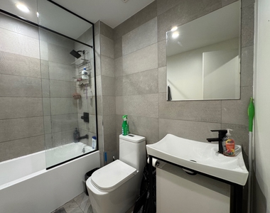 824 St Johns Place - Photo Thumbnail 7