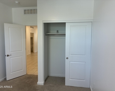 19913 W Palo Verde Drive - Photo Thumbnail 33