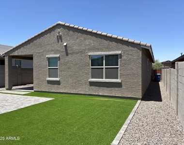 19913 W Palo Verde Drive - Photo Thumbnail 41