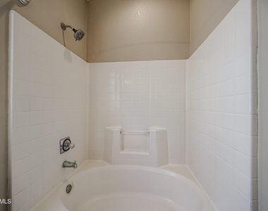 20002 N 14th Avenue - Photo Thumbnail 20
