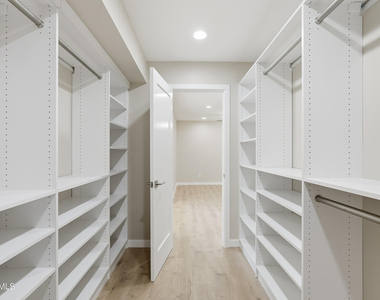 2329 E Enrose Street - Photo Thumbnail 25
